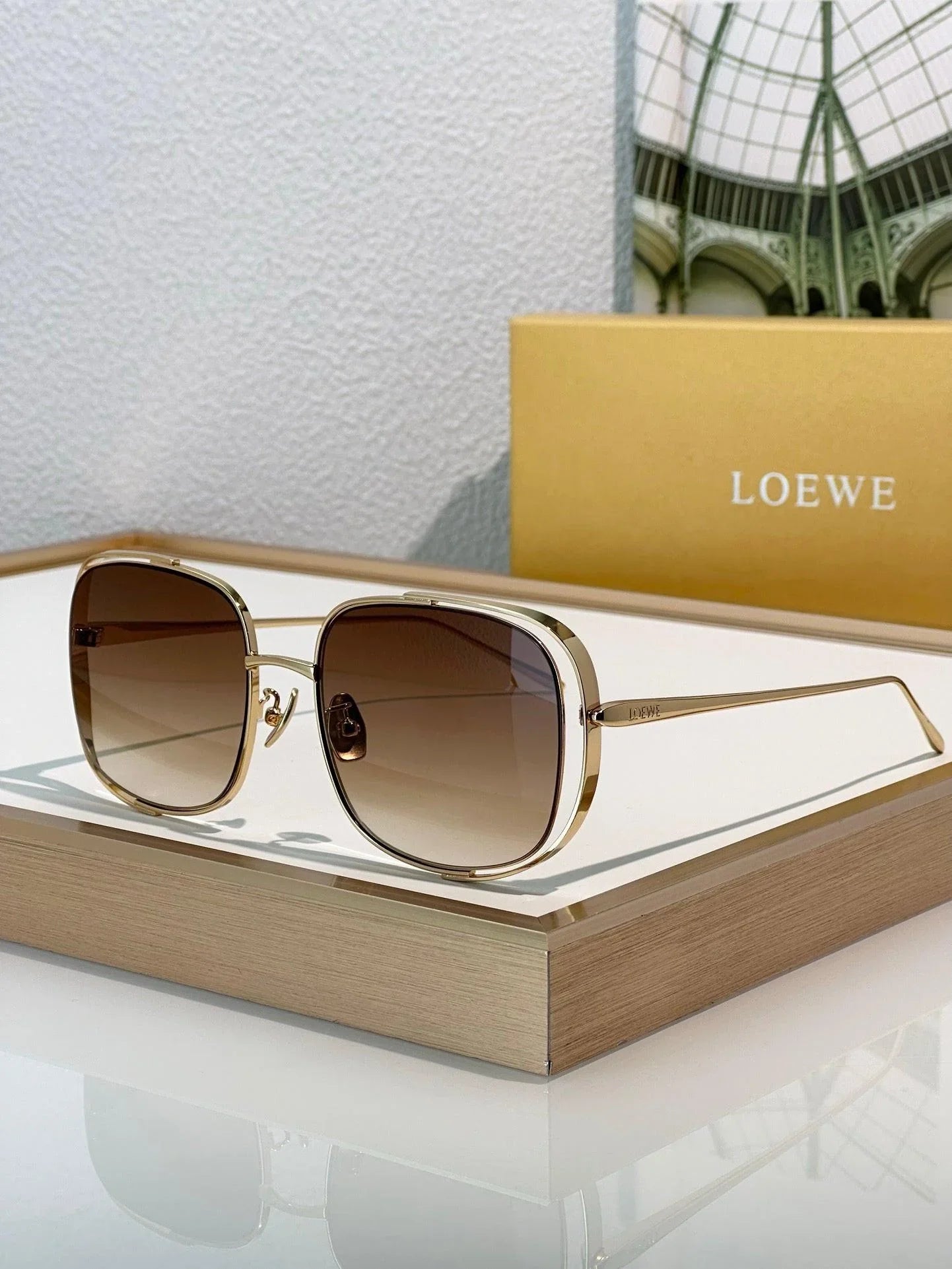 LOEWE Signature Cut Out LW 40148U Sunglasses ✨