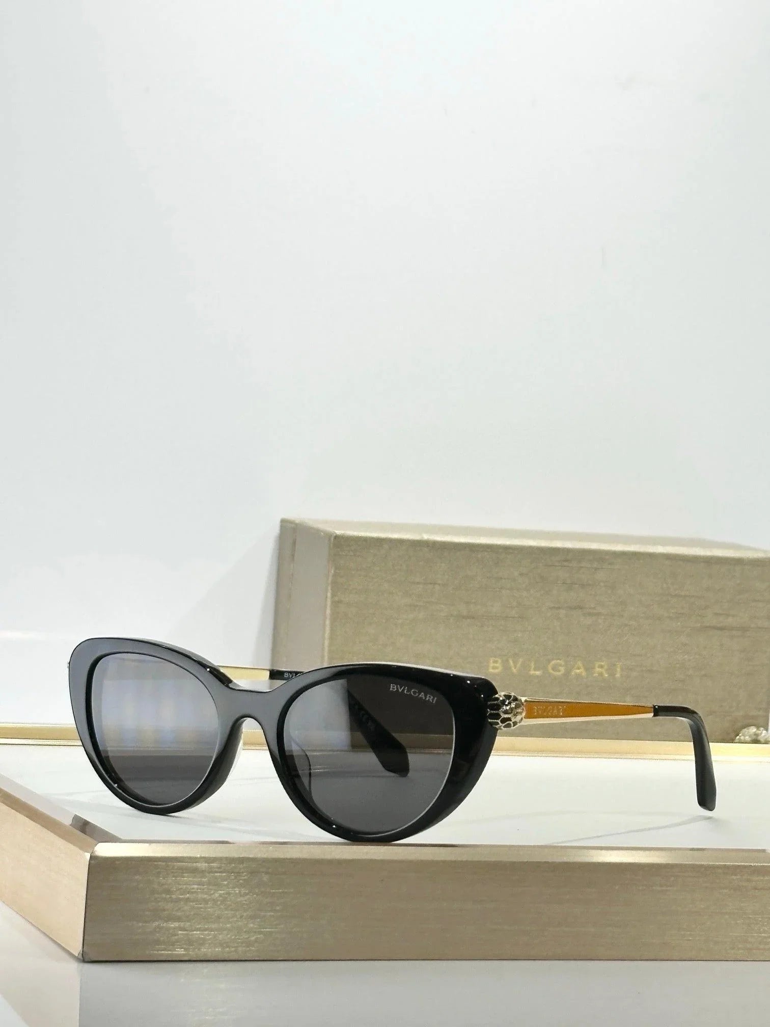 BVLGARI Bvlgari Serpenti Forever BV 40067I Sunglasses ✨