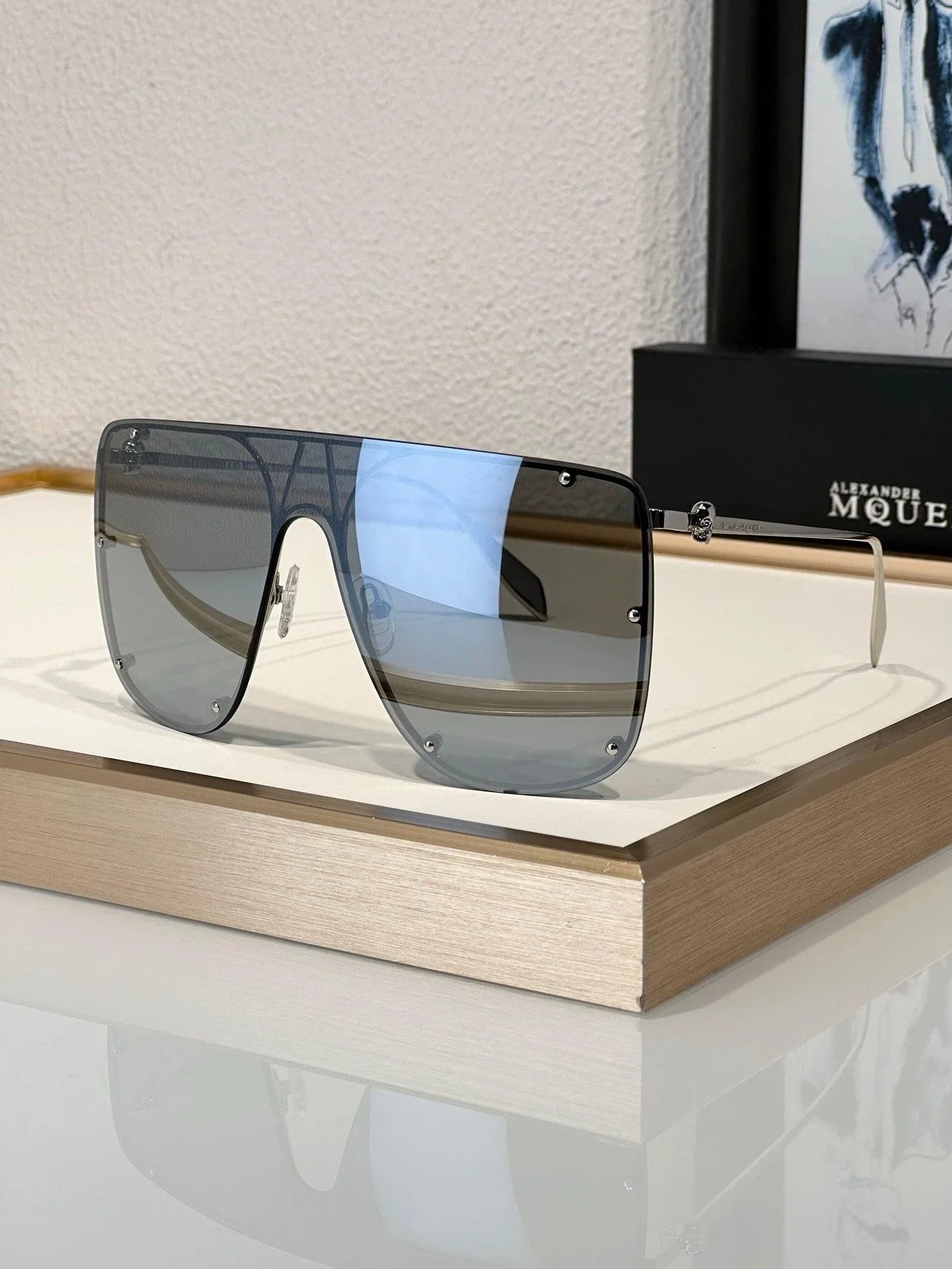 Alexander McQueen AM0313S - 002 GOLD | SUNGLASSES UNISEX 💀