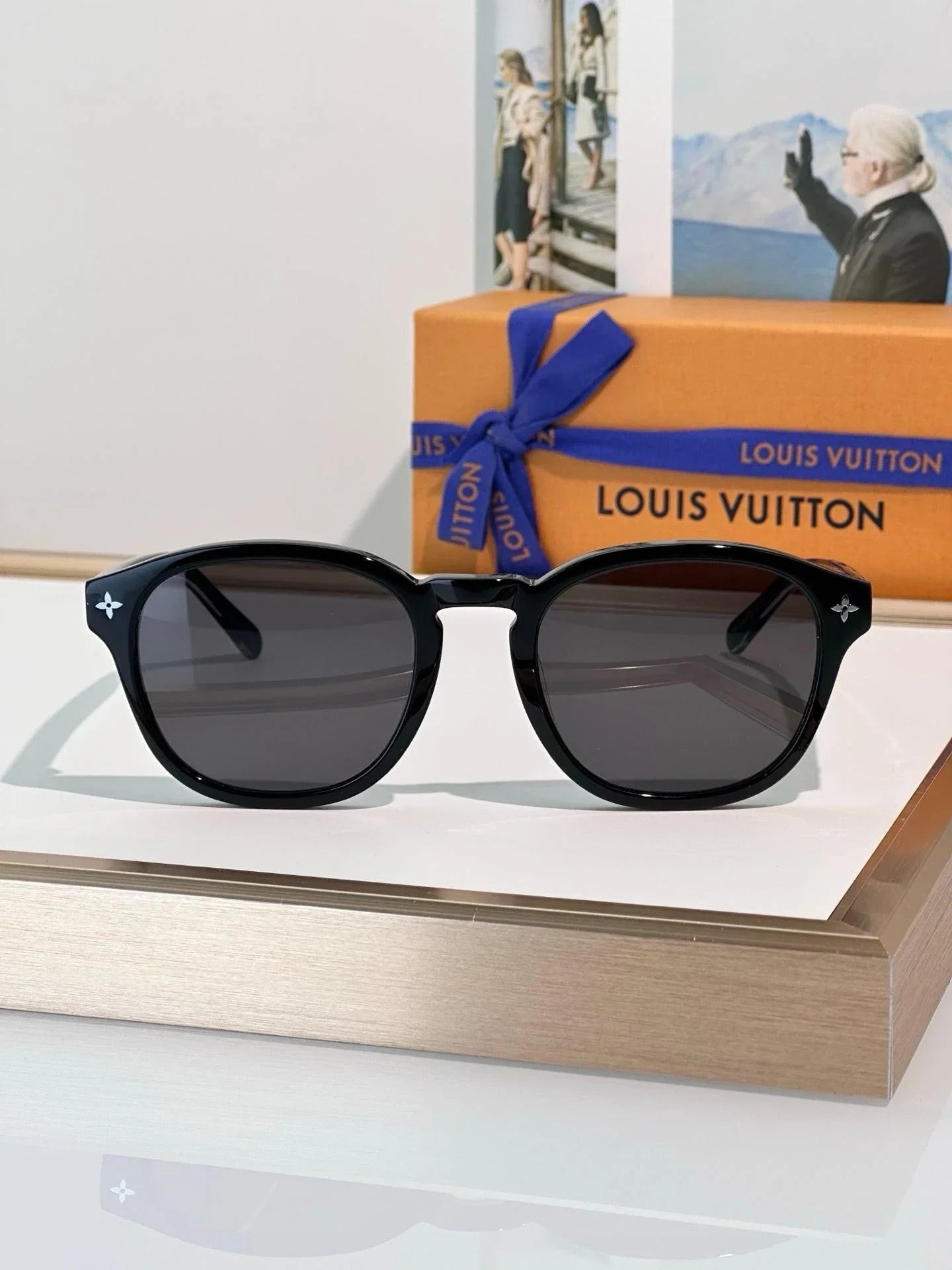 Louis Vuitton Z2809W LV Aura Pantos Sunglasses ✨