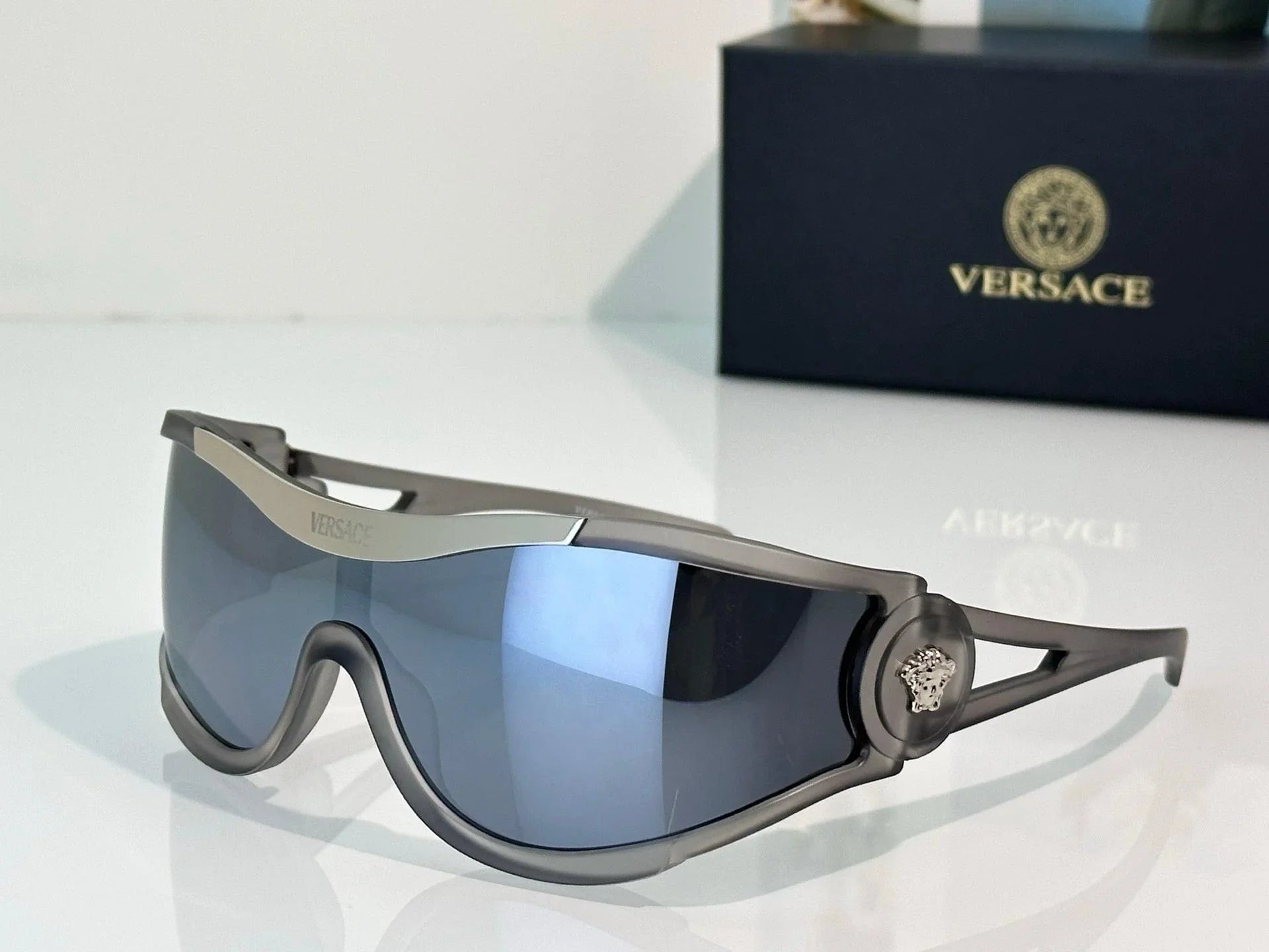 Versace 4475 /GB1/87 Unisex Sunglasses ✨