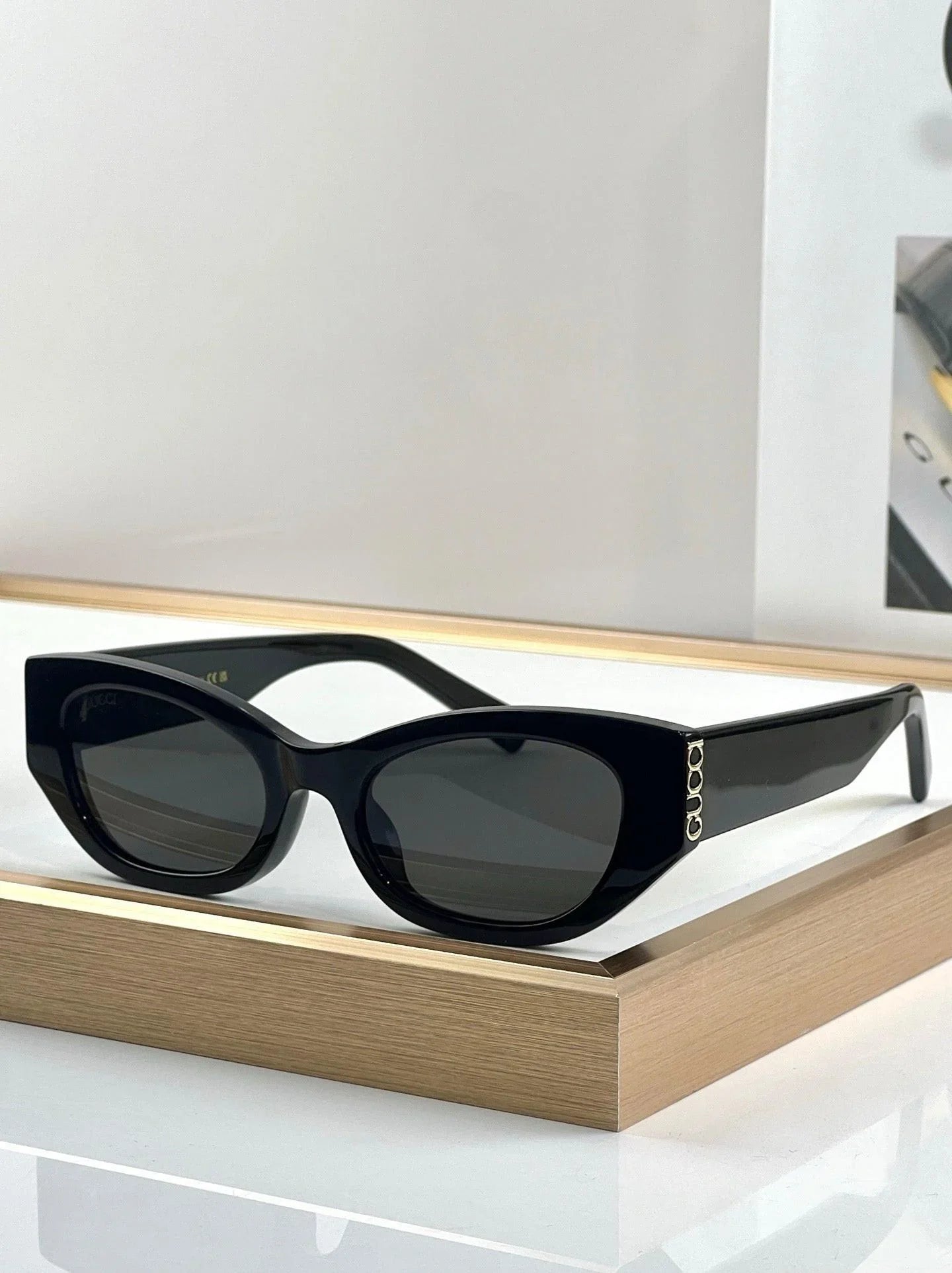 Gucci GG2044SA Women&