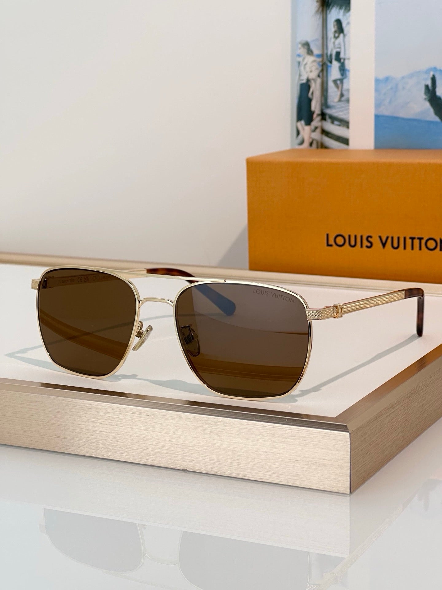 Louis Vuitton Z3388U LV Whisper Squared Sunglasses✨