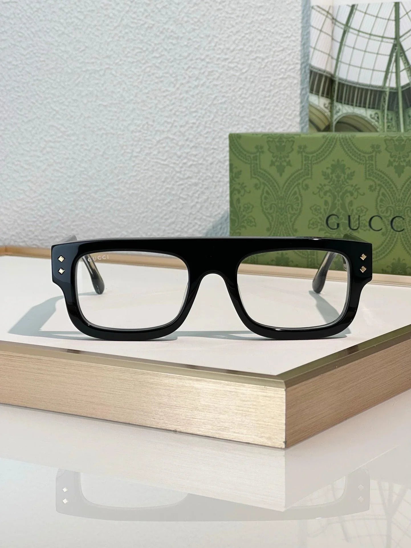 Gucci GG 1085S Unisex Full Rim Square Sunglasses ✨