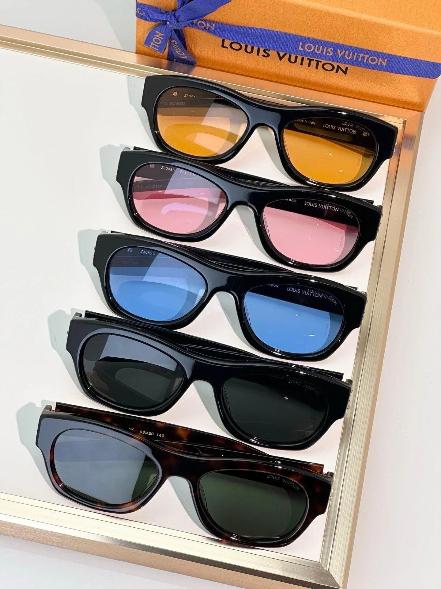 Louis Vuitton Z3048U LV Frog Round Square Sunglasses ✨