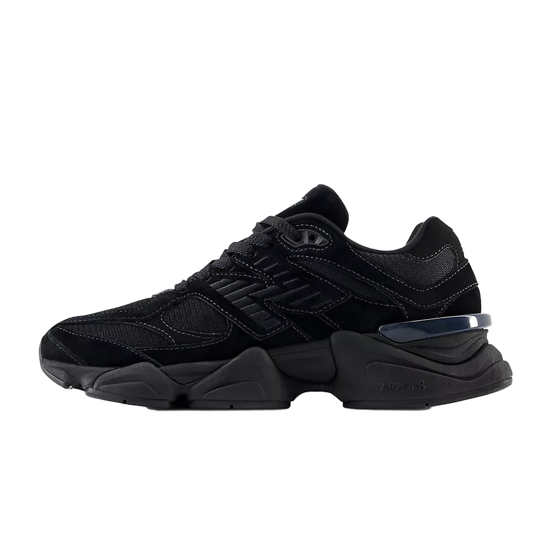 9060 TRIPLE BLACK