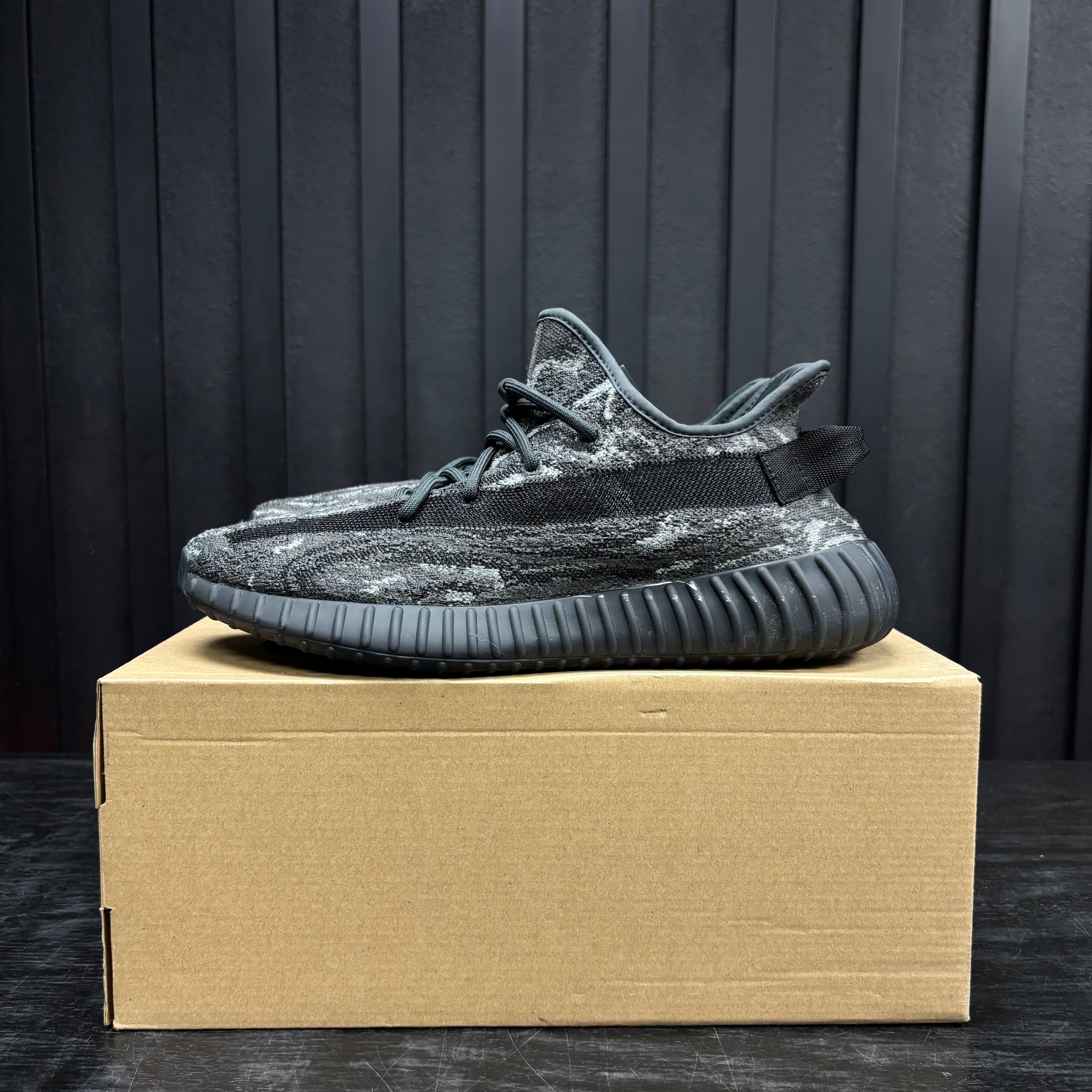 adidas Yeezy Boost 350 V2 MX Dark Salt - Used - 1822