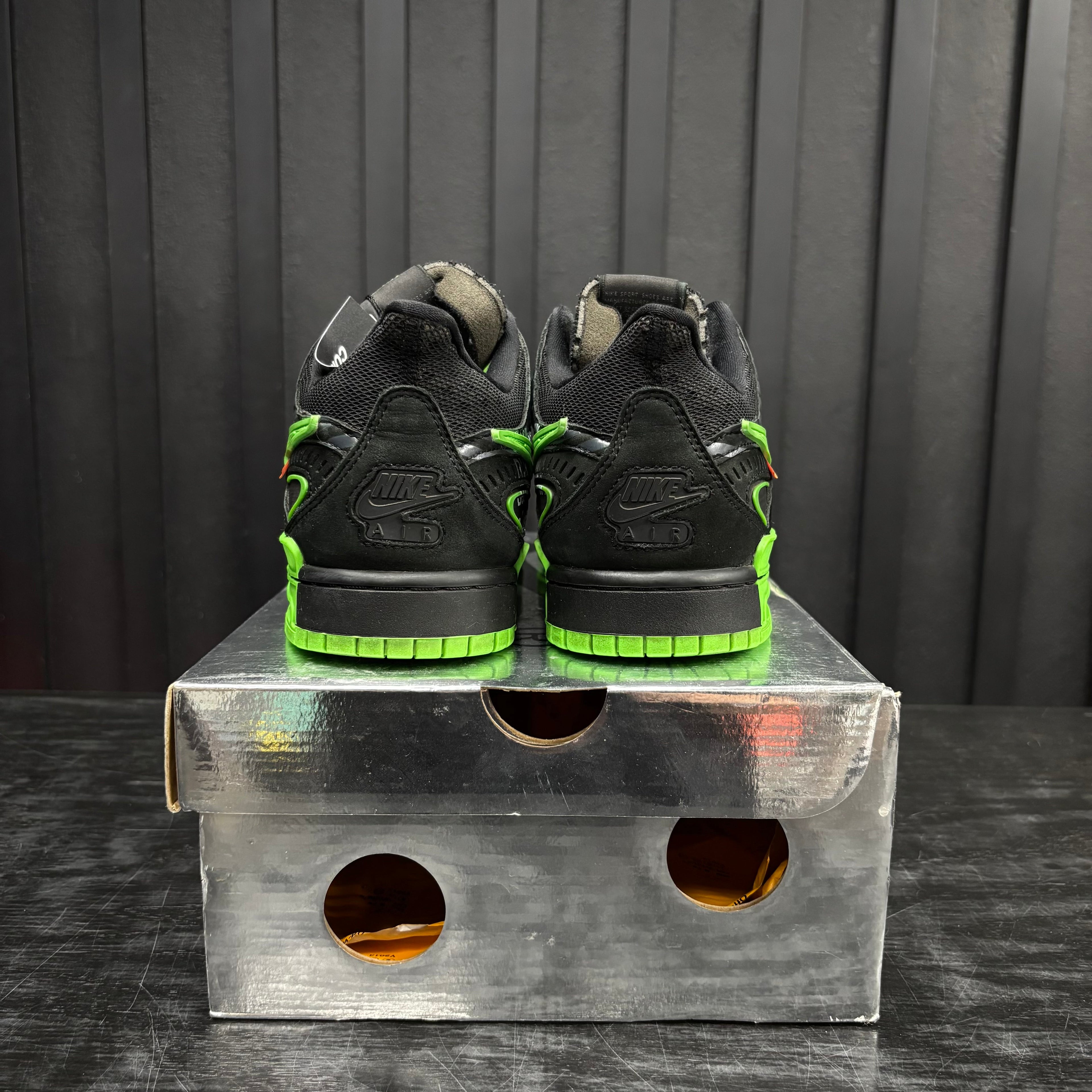 Nike Air Rubber Dunk Off-White Green Strike - Used - 4379