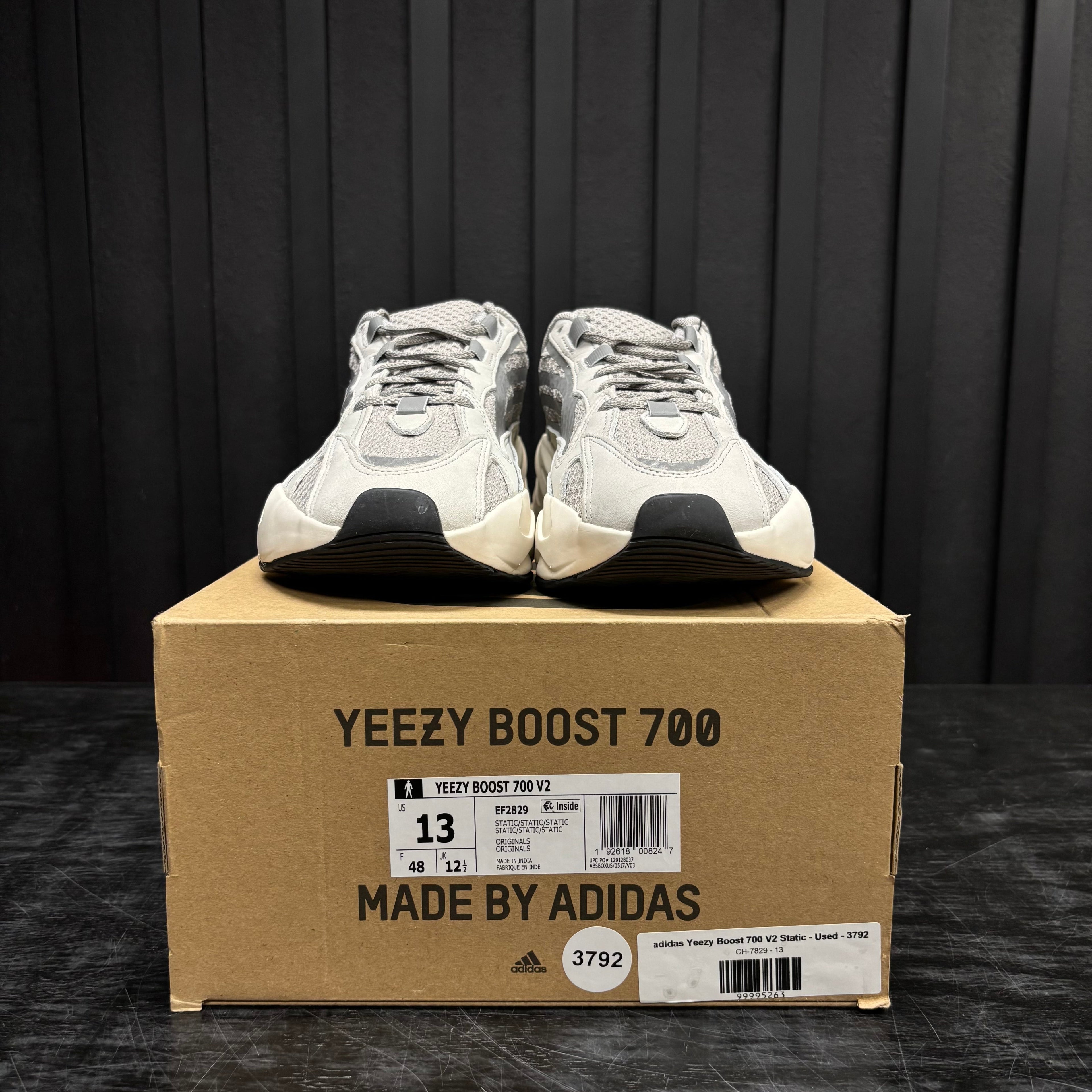 adidas Yeezy Boost 700 V2 Static - Used - 3792