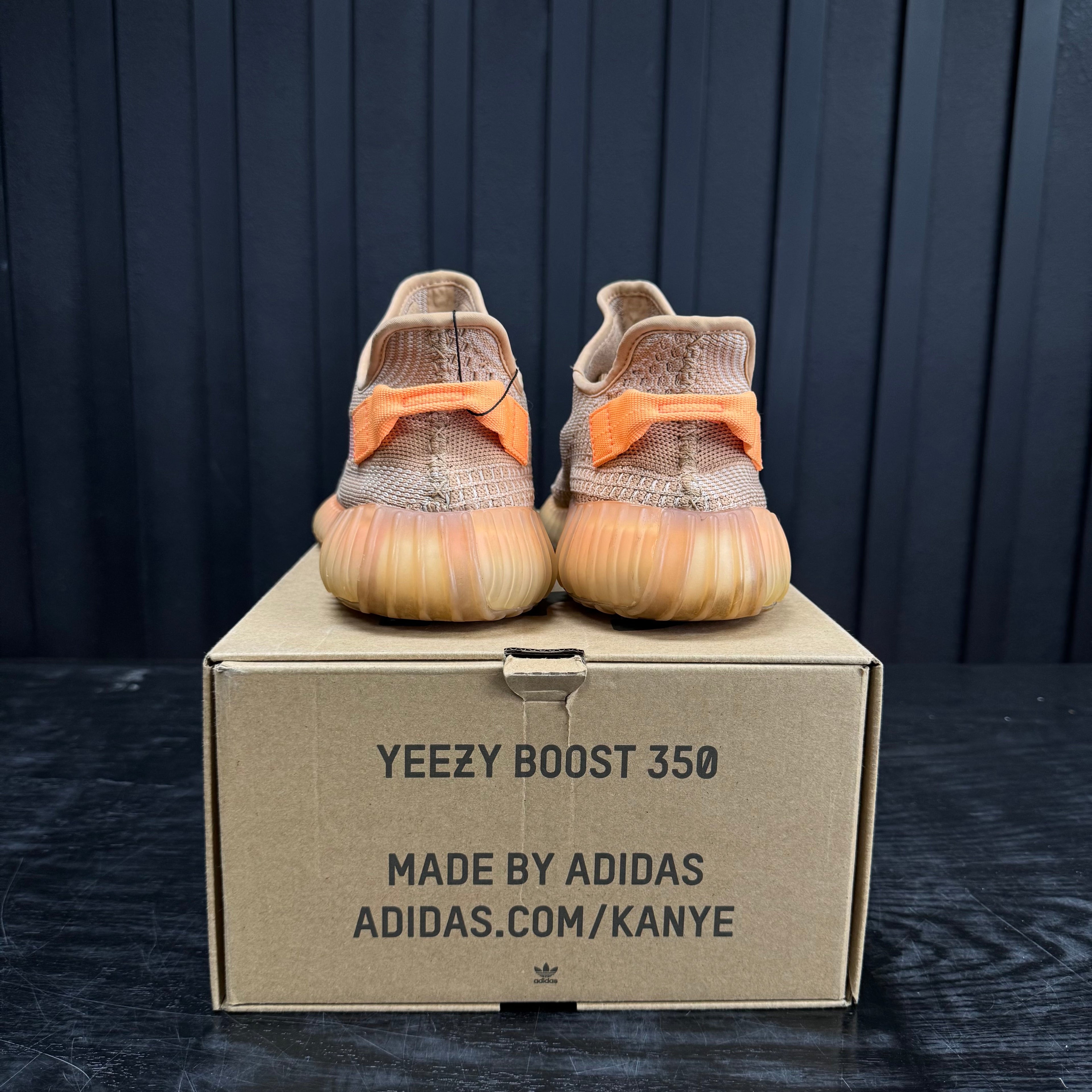 adidas Yeezy Boost 350 V2 Clay - Used - 1811