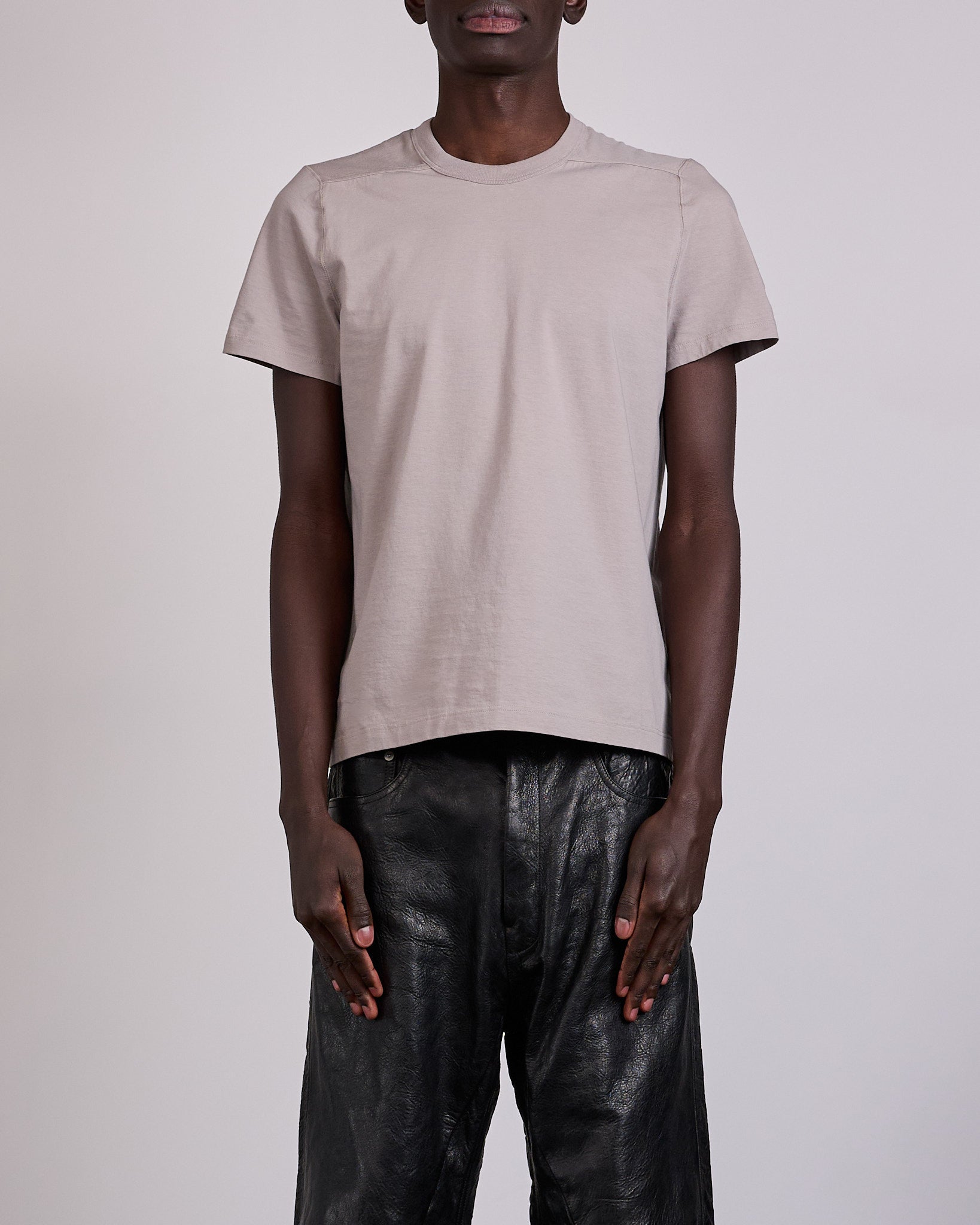 Rick Owens Short Level T-Shirt JA Classic Jersey Pearl