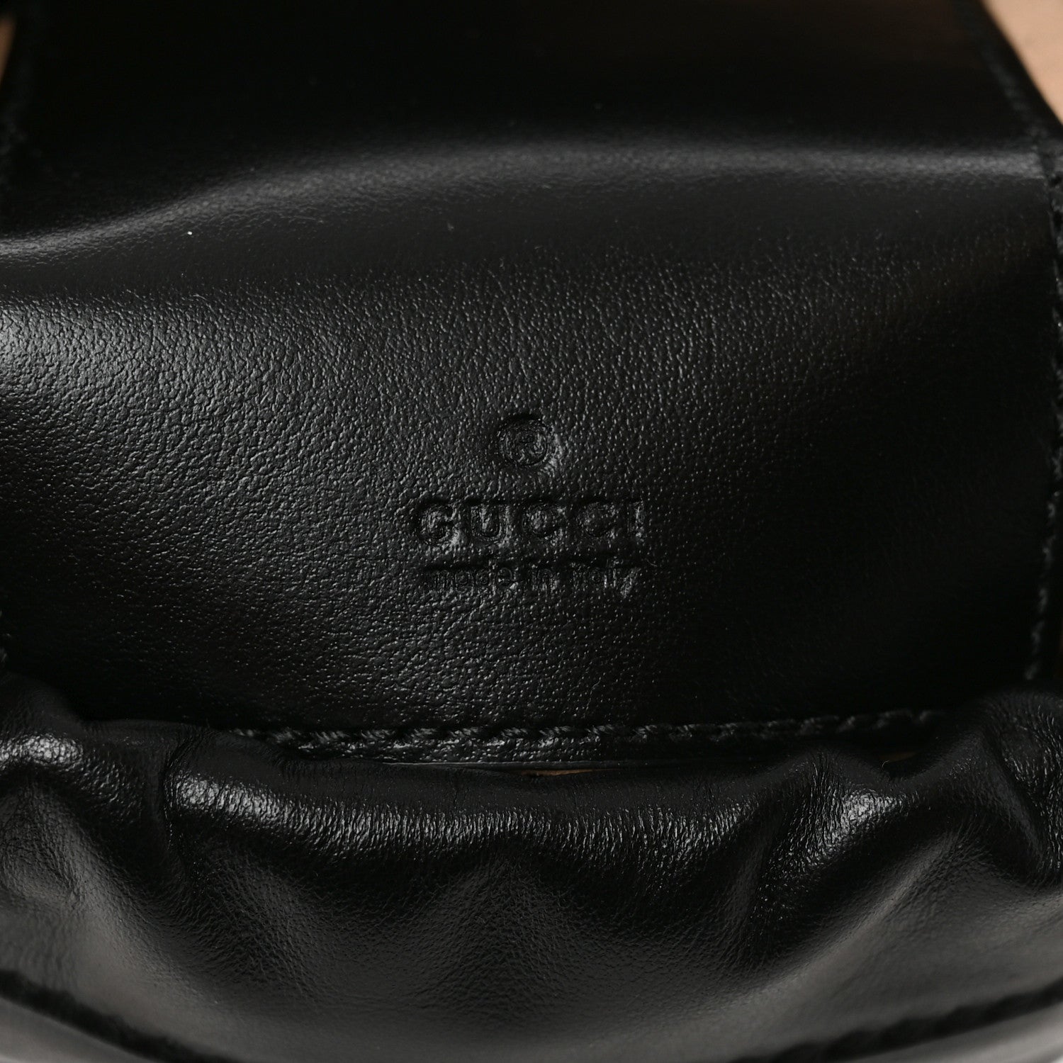 Calfskin Matelasse Mini GG Marmont 2.0 Bucket Bag Black