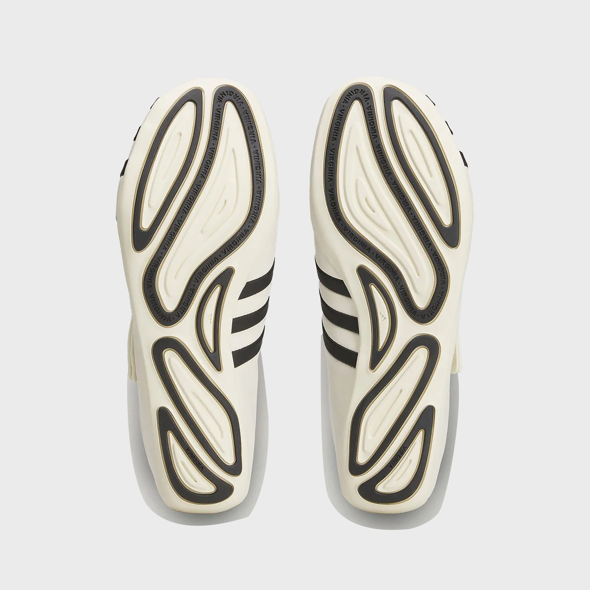 adidas x Pharrell Williams Vario Flat Earther - White / Black