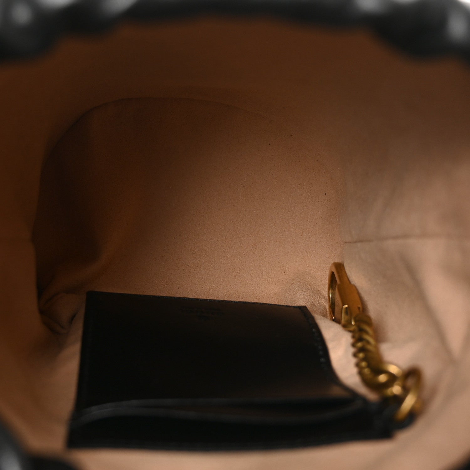 Calfskin Matelasse Mini GG Marmont 2.0 Bucket Bag Black