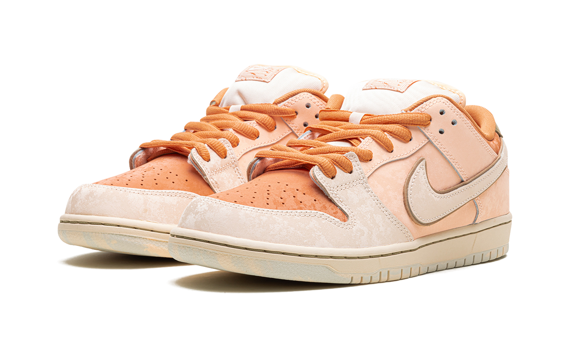 Nike SB Dunk Low Pro PRM "Guava Ice" FV5926 200