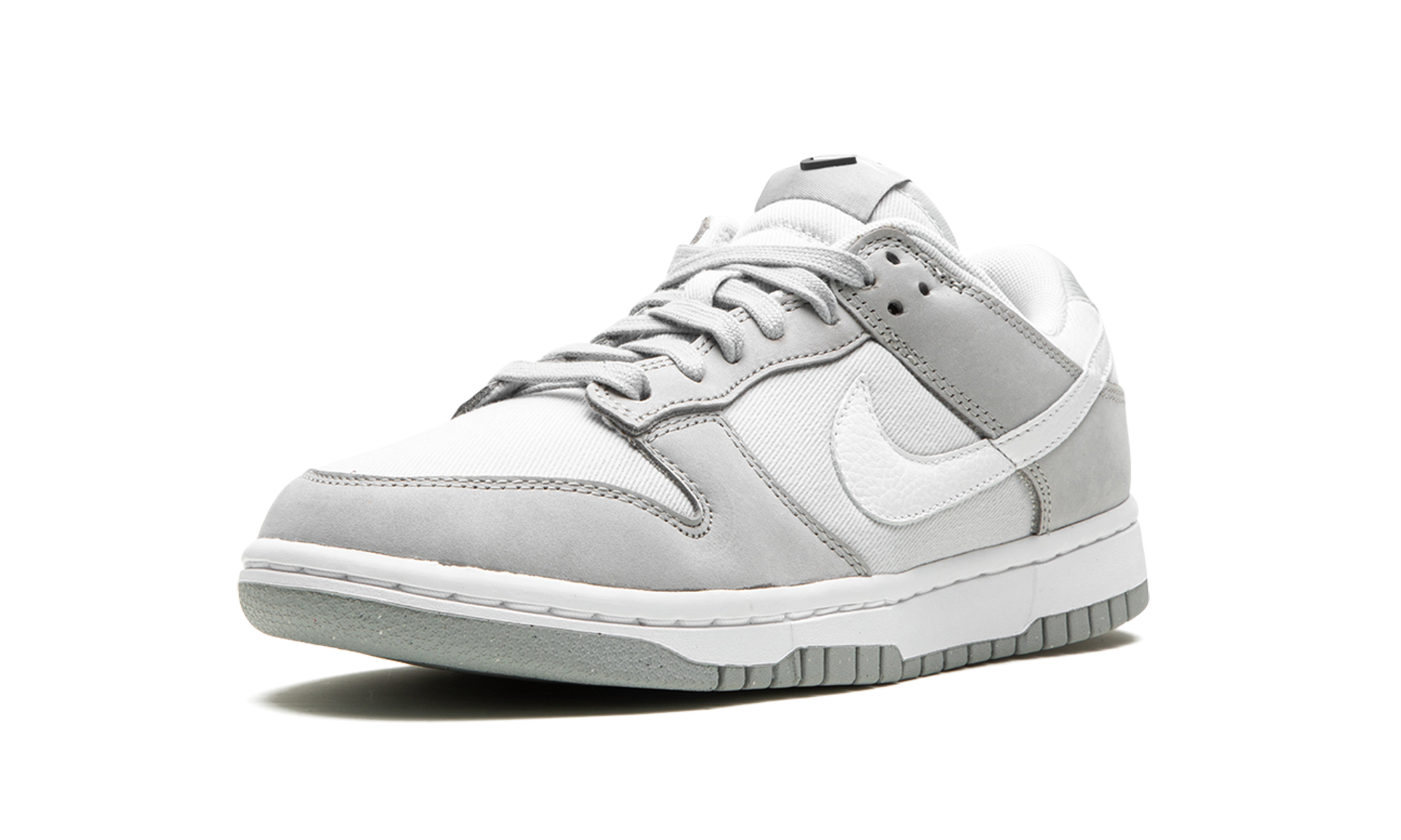 DUNK LOW LX NBHD WMNS "Light Smoke Grey" FB7720 002
