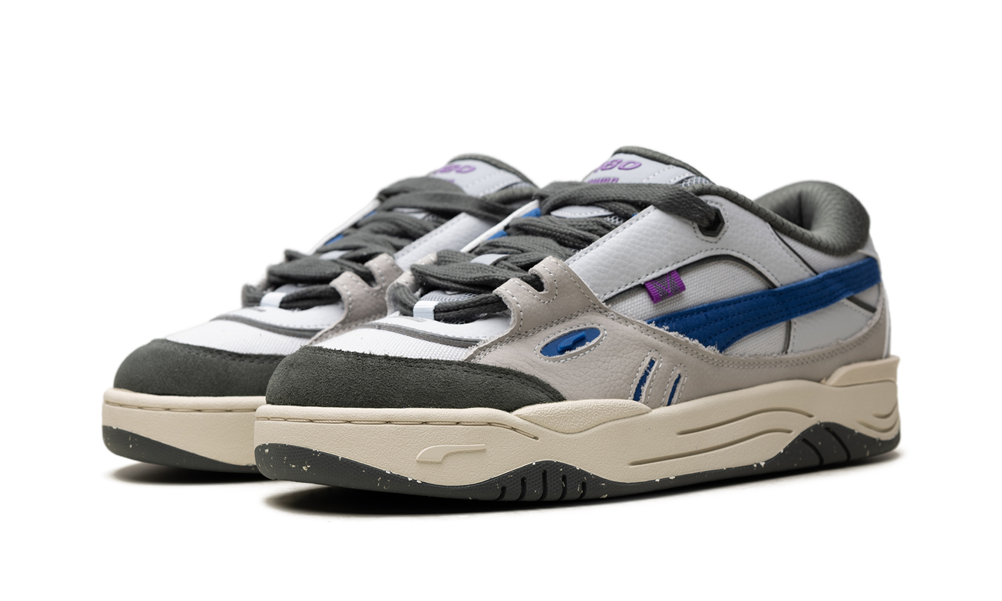 180 "Silver Mist Mineral Grey" 395764 02