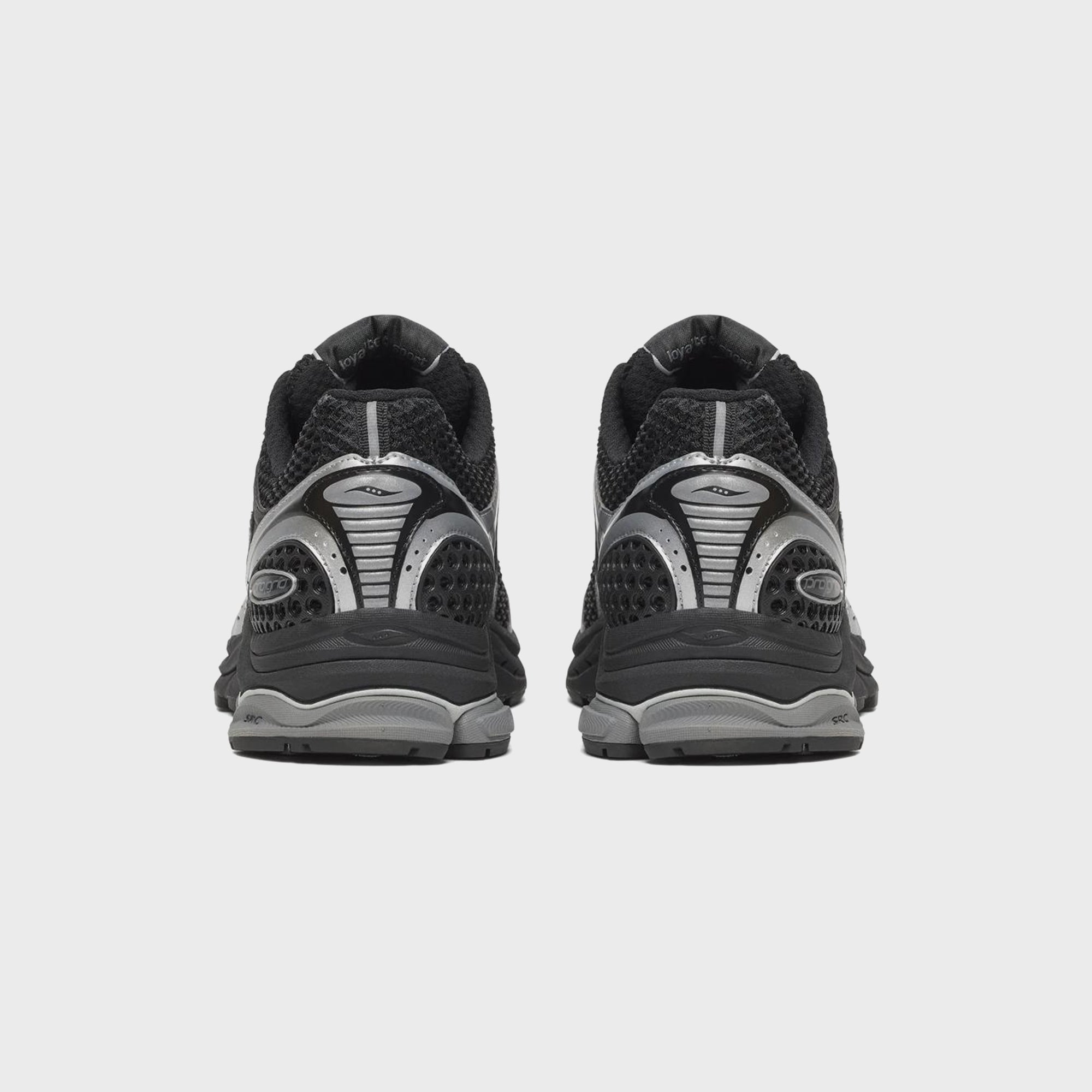 Saucony ProGrid Triumph 4 - Black / Silver
