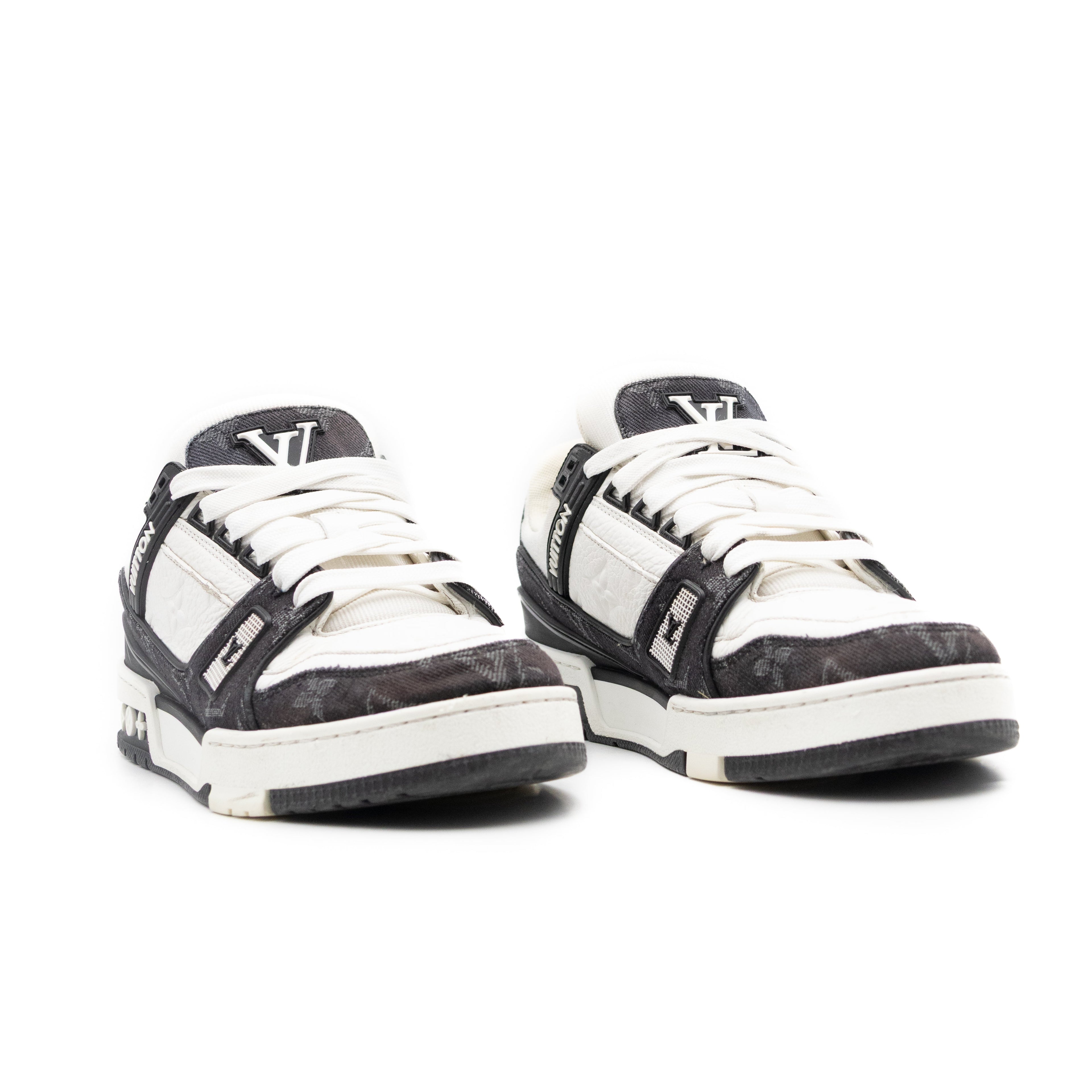 Louis Vuitton Trainer White Black White