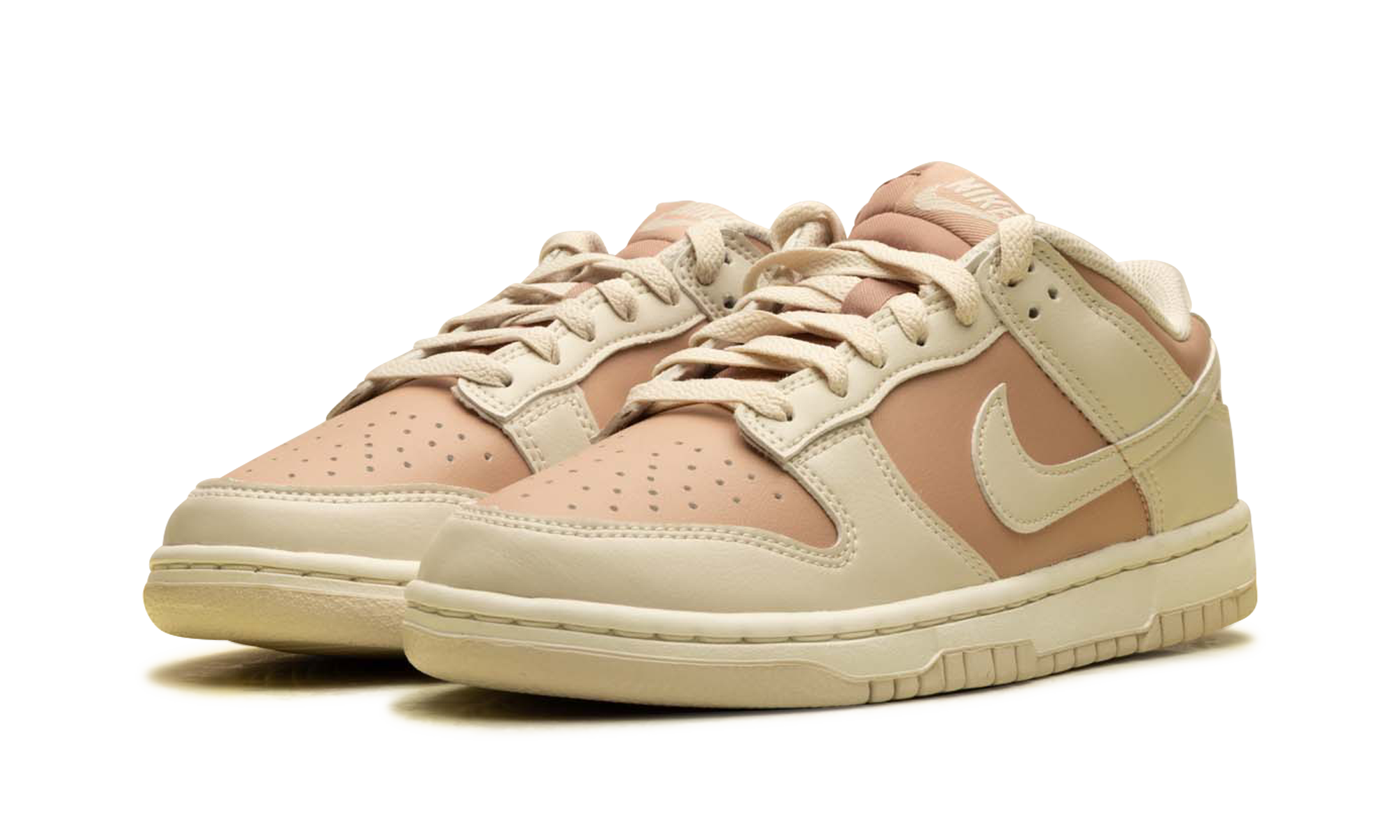 Dunk Low WMNS "Pink Oxford Sale" IM6572 603