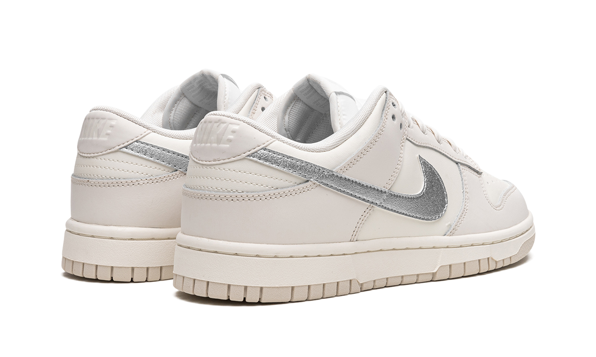DUNK LO ESS TREND MNS WMNS "Sail / Oxygen Purple" DX5930 100