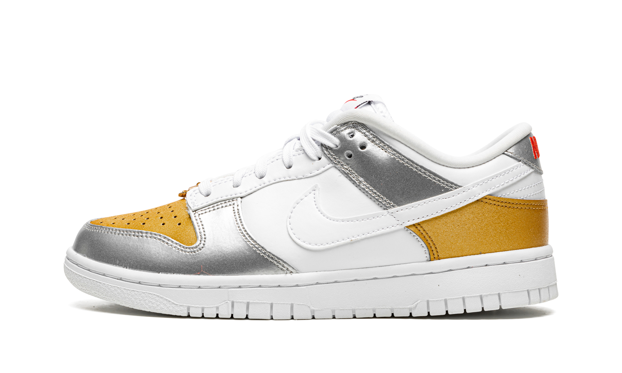 DUNK LOW WMNS "Gold White Silver" DH4403 700