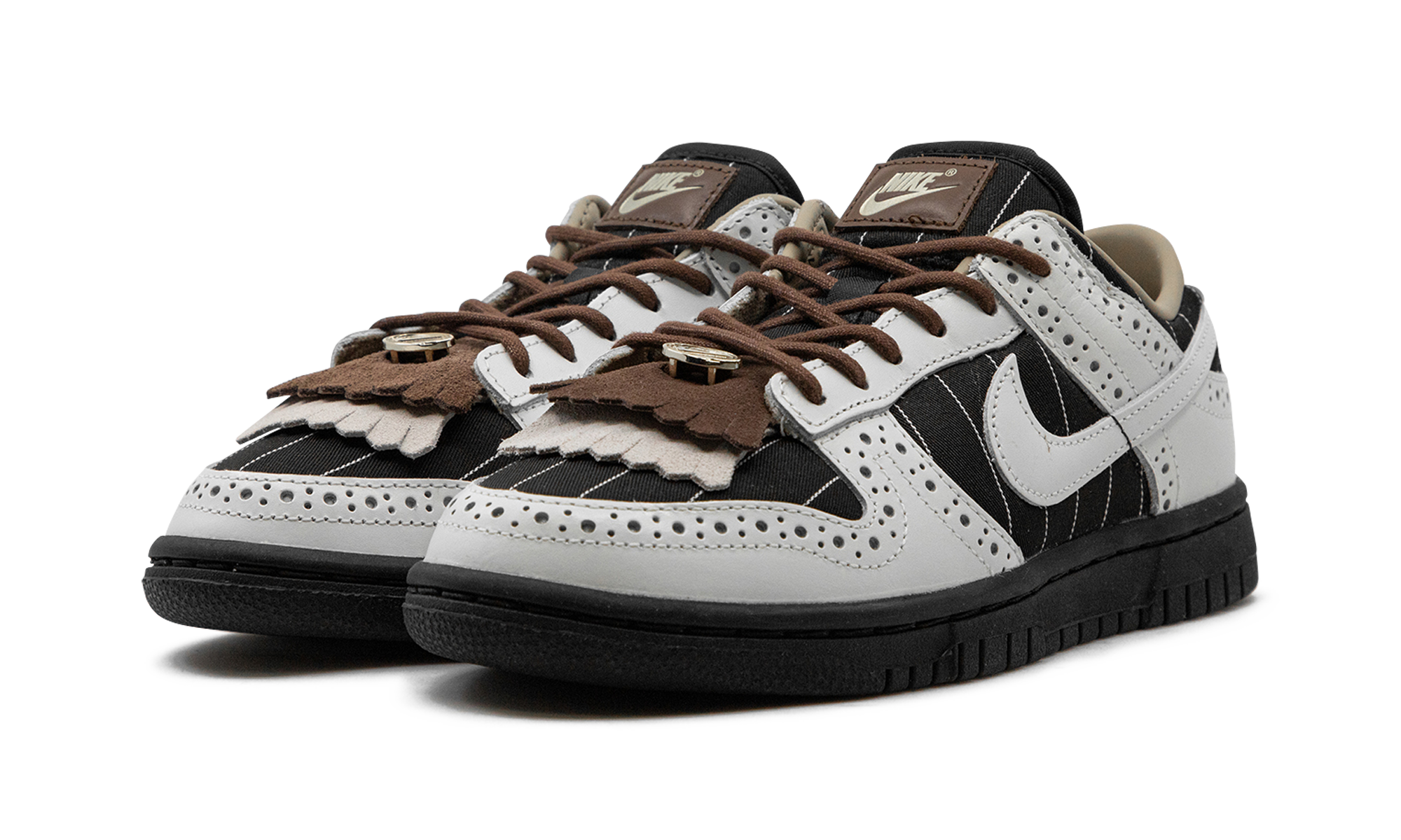 Dunk Low LX WMNS "Brogue Pinstripe" FV3642 010