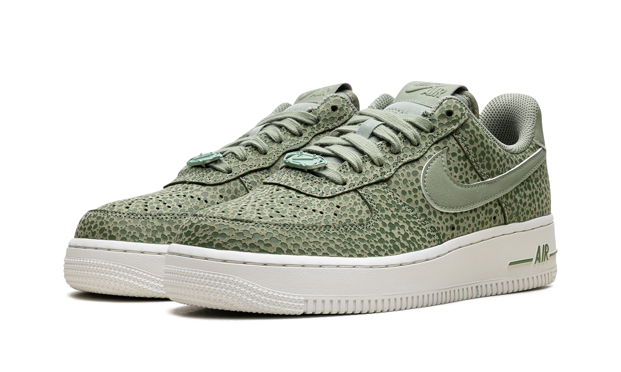 AIR FORCE 1 &
