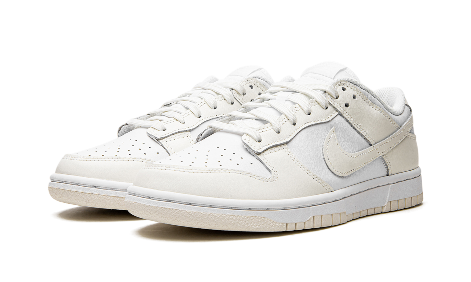DUNK LO MNS WMNS "Coconut Milk" DD1503 121