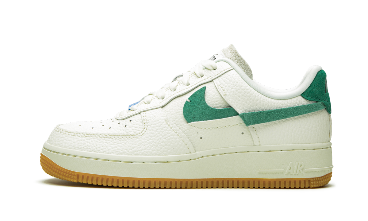 AIR FORCE 1 &