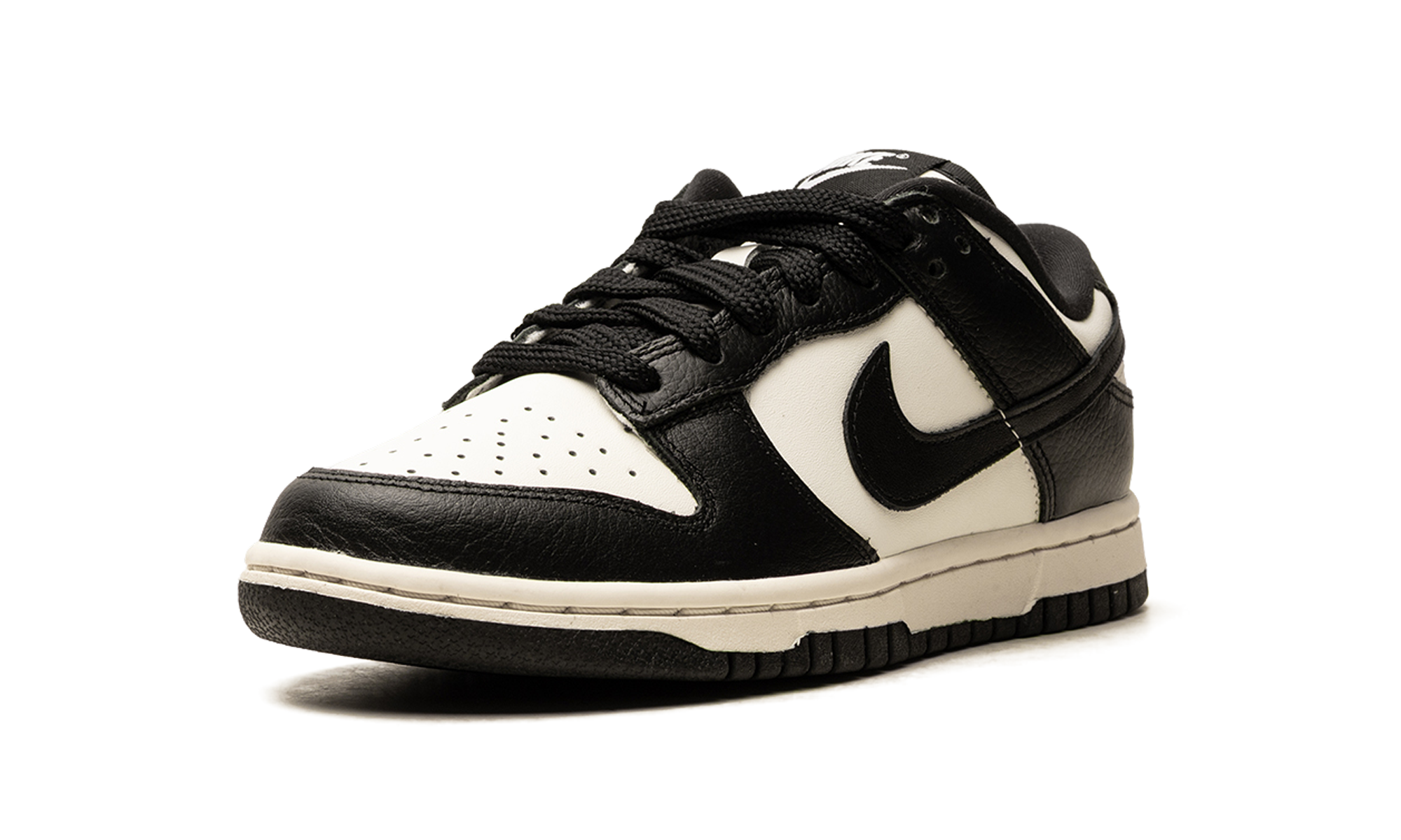 Dunk Low SE WMNS "Cherry Charms - Panda" HQ7487 100