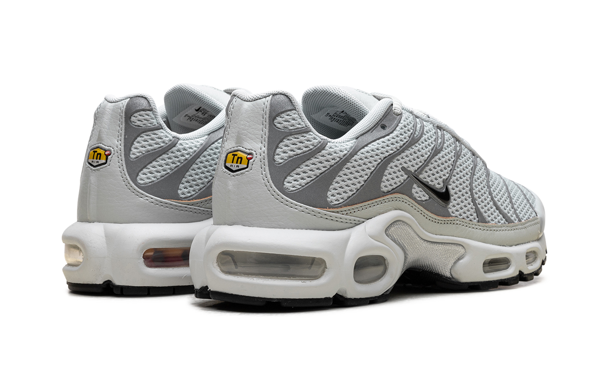 Air Max Plus WMNS "Light Silver" FV8480 002