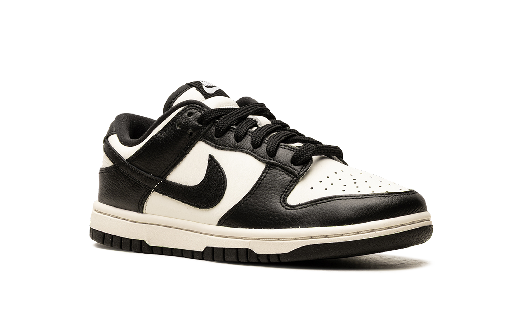Dunk Low SE WMNS "Cherry Charms - Panda" HQ7487 100