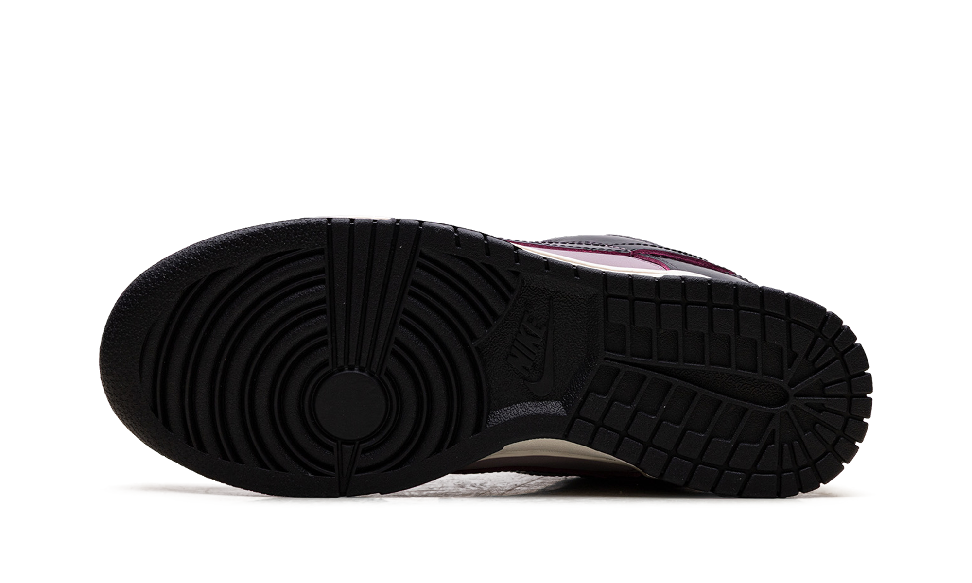 Dunk Low SE WMNS "Panda-Monium Pack - Light Violet Ore" HQ1918 200