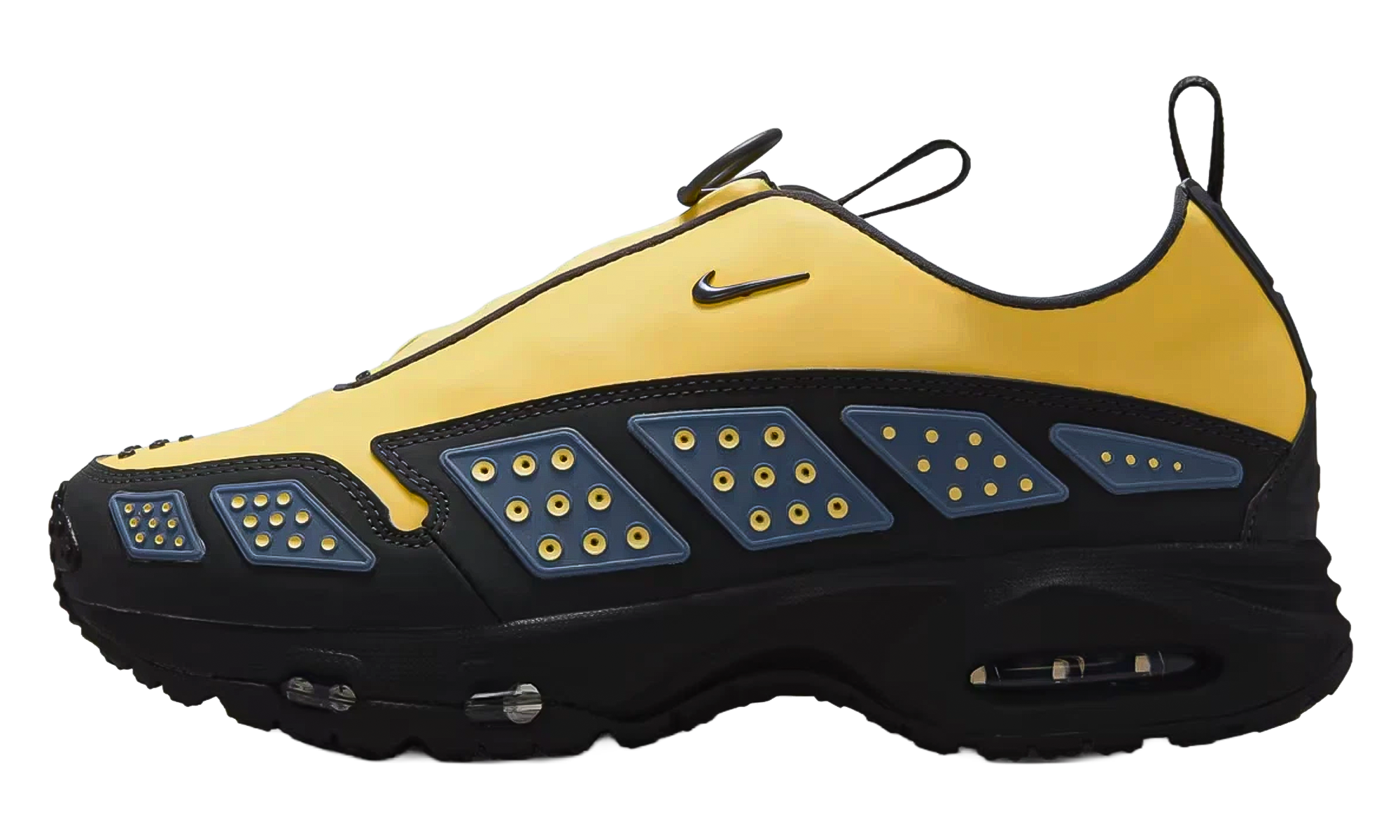 Air Max SNDR WMNS "Saturn Gold" HF1199 700