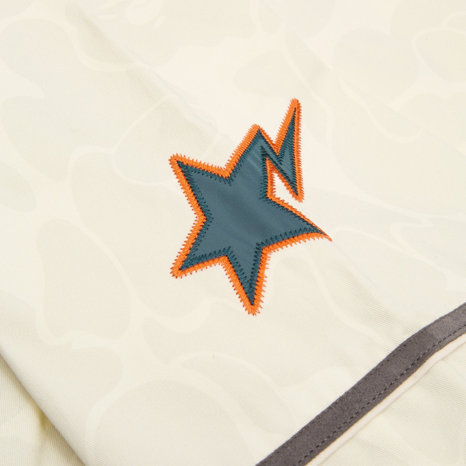 A Bathing Ape Solid Camo Multi Logo Baseball Ss Shirt M (Ivory)