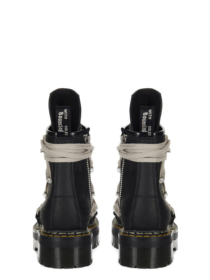 DM02E6812_8001_09 | 1460 QUAD SOLE MEGALACEÂ® BOOT