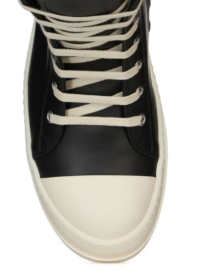 RU01F2890_LCO_911 | SNEAKS