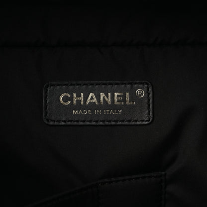 Shiny Grained Calfskin Quilted Large Travel Bowling Bag Black