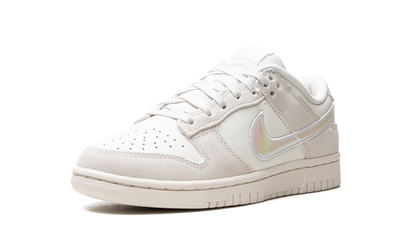 DUNK LOW WMNS "Ridescent Swoosh" HF5074 133
