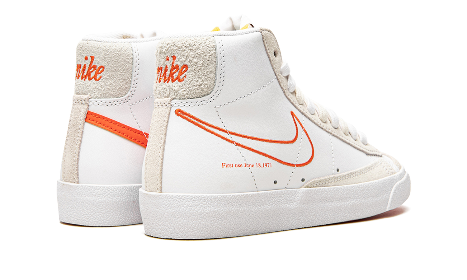 BLAZER MID 77 SE WMNS "First Use" DH6757 100