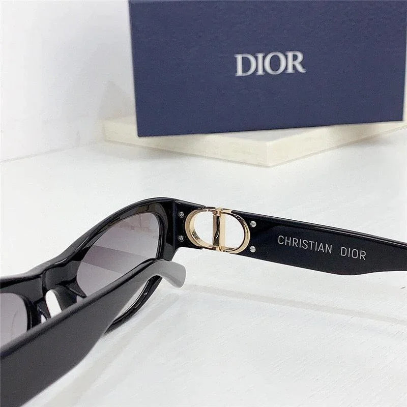 Dior Women's 30Montaigne butterfly-frame Sunglasses✨