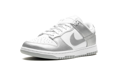 DUNK LOW WMNS "Metallic Silver" FV1311 100