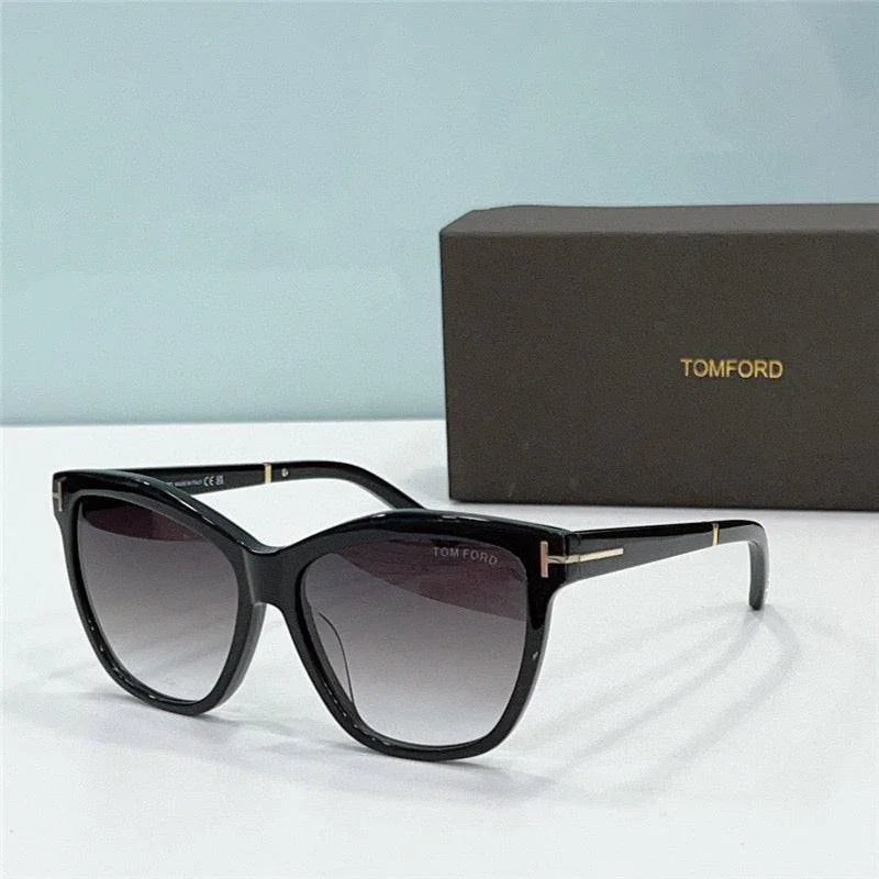 TOM FORD LUCIA TF1087 05D Polarised Sunglasses ✨