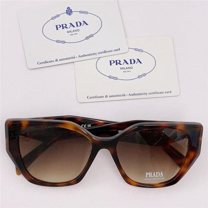 Prada PR 19ZS Oval Round Sunglasses  🟥