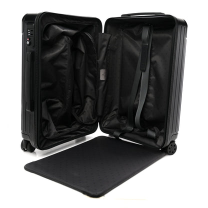 Polycarbonate Essential Sleeve Cabin Matte Black