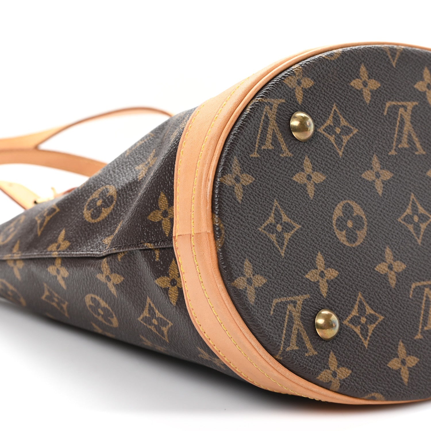 Monogram Petit Bucket 23