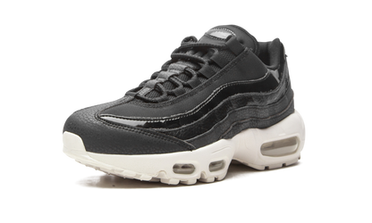 AIR MAX 95 SE MNS WMNS "Black" AQ4138 001