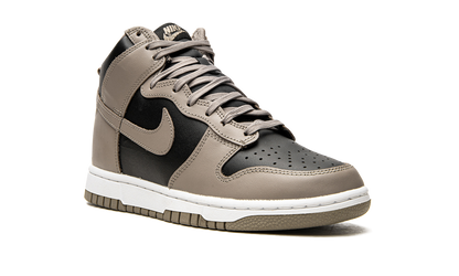 DUNK HIGH WMNS "Moon Fossil" DD1869 002