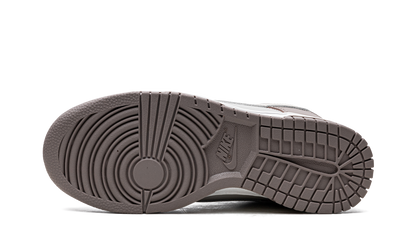 DUNK LOW WMNS "Moon Fossil" FD0792 001